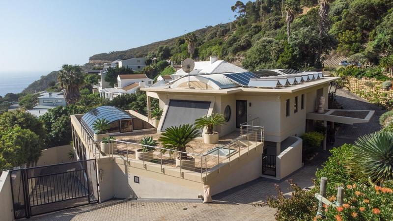 5 Bedroom Property for Sale in Llandudno Western Cape